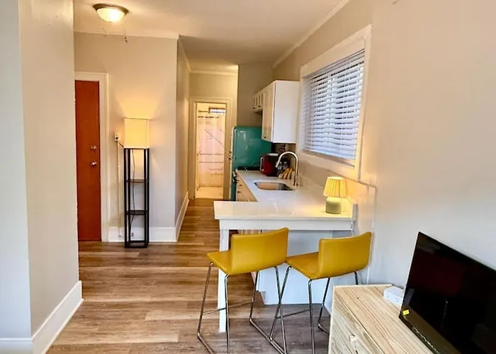 Well Located On The Red Line Appartement